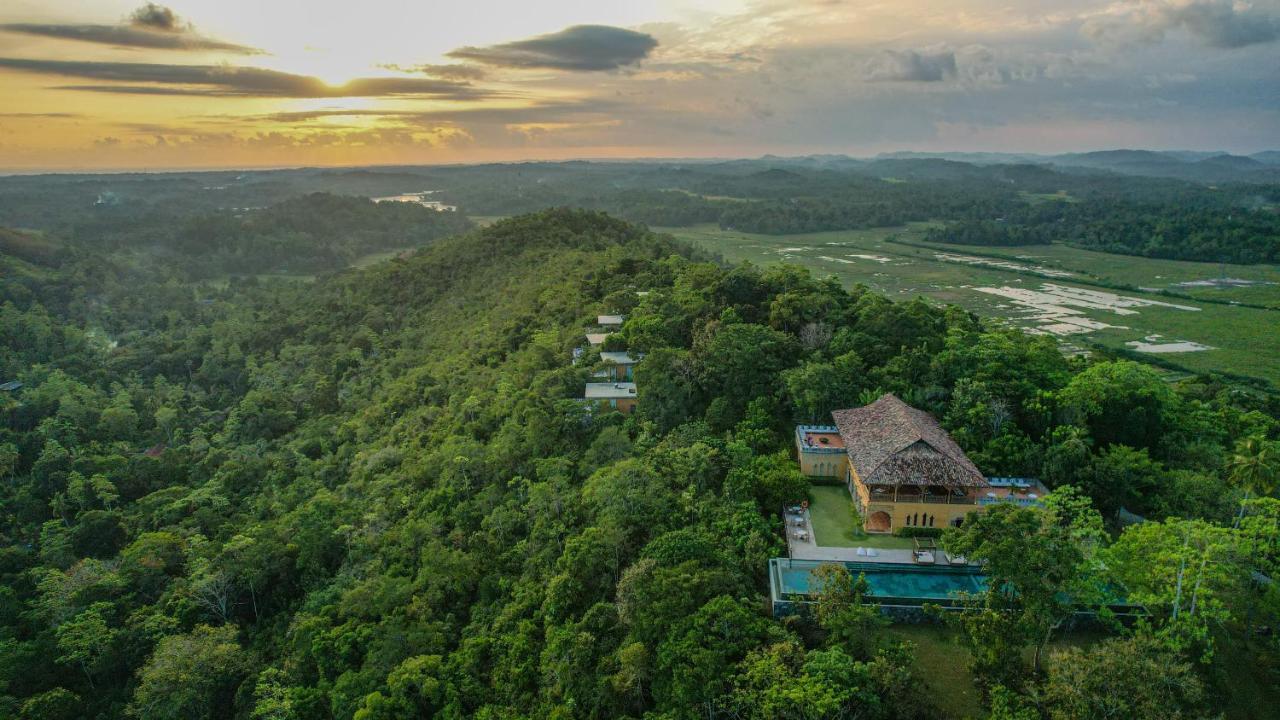 Hotel Malabar Hill Weligama Esterno foto