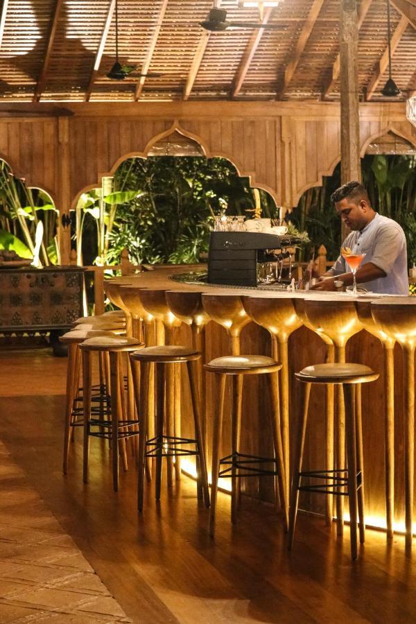 Hotel Malabar Hill Weligama Esterno foto